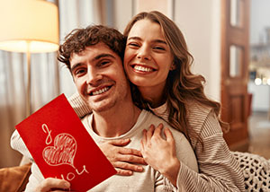 28 Creative (and Non-Cheesy) Valentine's Day Gift Ideas for Him + Pro Gifting Tips