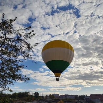 Romantic Hot Air Balloon Ride