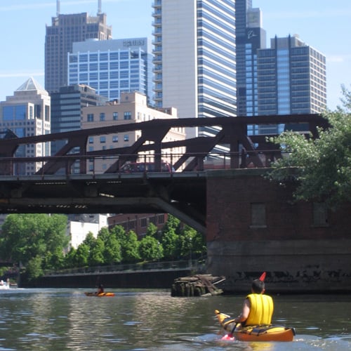 Relaxing Downtown Chicago Kayak Tour