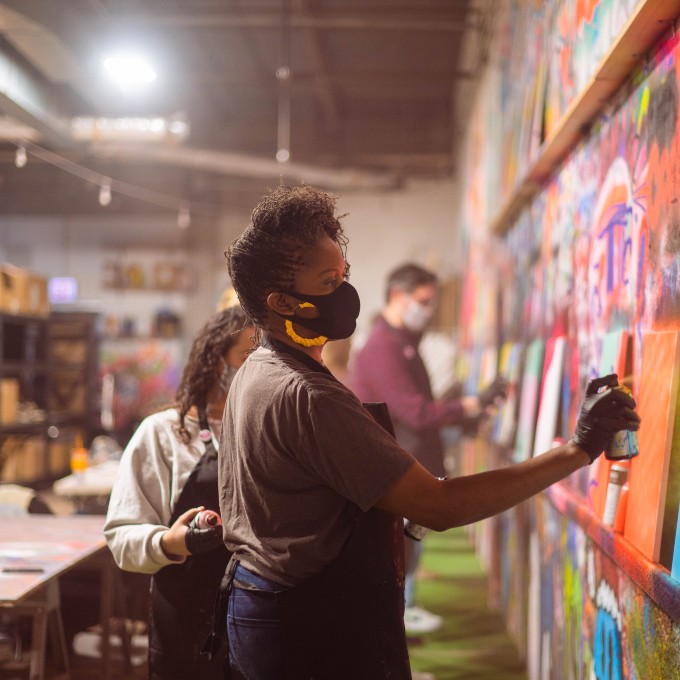 Spray Paint and Sip Experience Virgin Experience Gifts