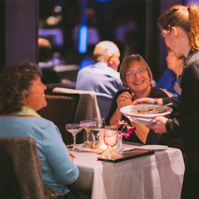 Gourmet Dinner Cruise in Chicago at Virgin Experience Gifts Gifts