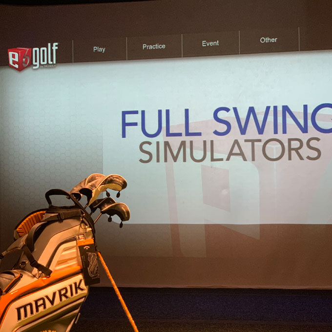 Golf Lesson in Simulator