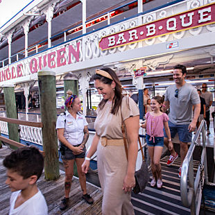 Riverboat Dinner Cruise