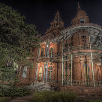 Spooky Austin Pub Crawl