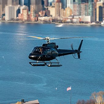From Downtown Manhattan-Exclusive Private Helicopter Tour over Manhattan