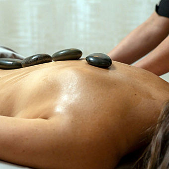 Rejuvenating Sea Stone Massage