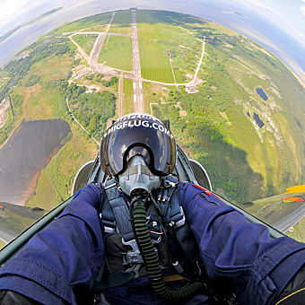 Fly a Fighter Jet - Top Gun Package