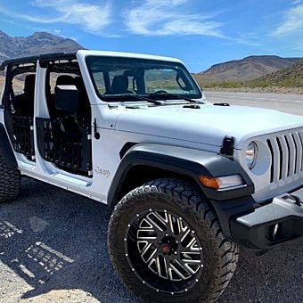 Thrilling Jeep Wrangler Rental in Las Vegas