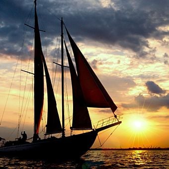 Romantic NYC Sunset Sail