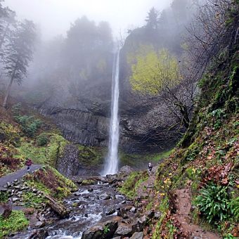 Mt. Hood Waterfall and Wine Tour