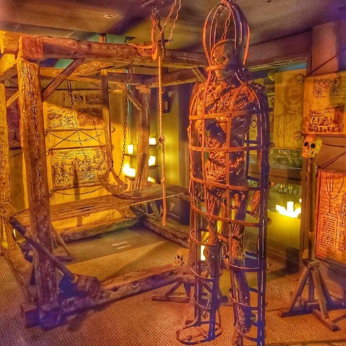 Illinois Medieval Torture Museum