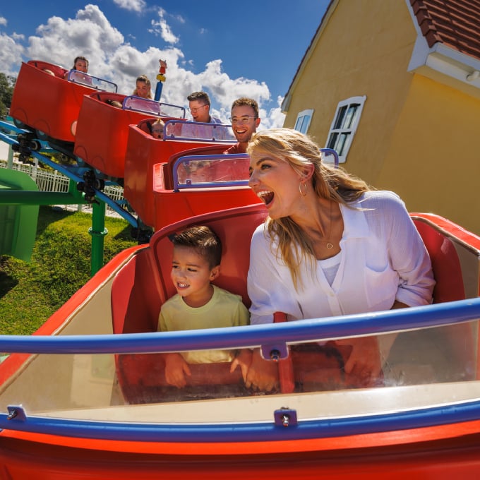 Peppa Pig Theme Park