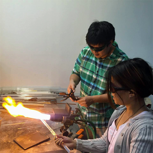 Romantic Glass Blowing Class in Philadelphia 