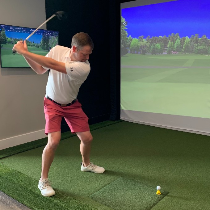 Golf Simulator close to Portland 