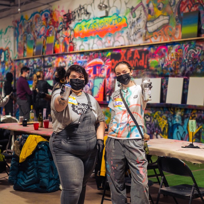 Spray Paint and Sip Experience Virgin Experience Gifts