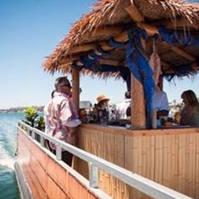 Boat cruise with Tiki Bar